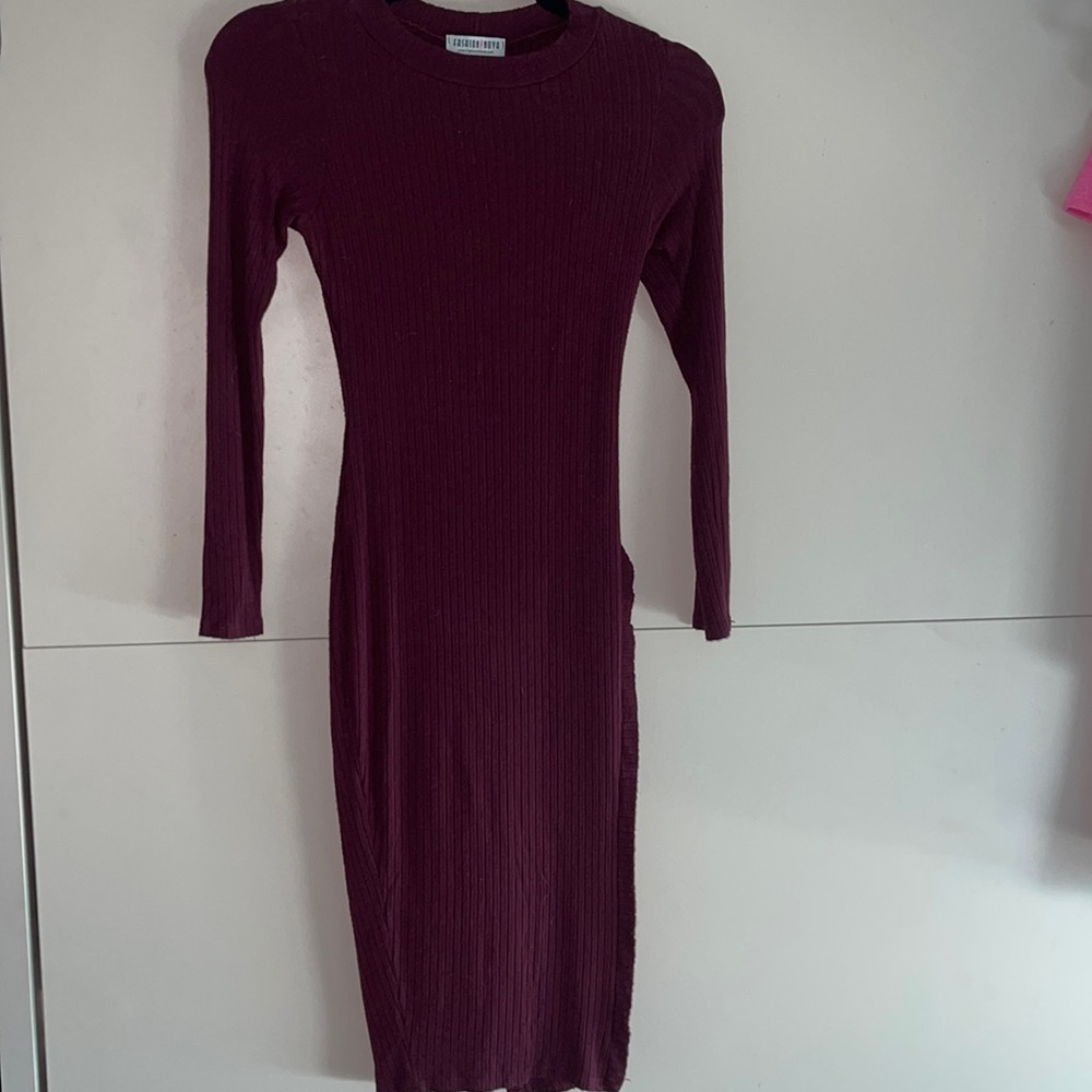 Tight Leg cut out midi dress